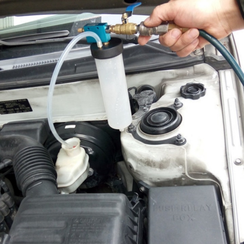 Kit pompa fluido di pompaggio  - Brake Bleeder Kit recensione e prezzo